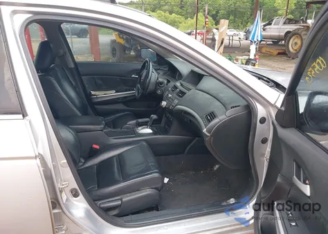 2009 Honda Accord 2.4 Ex-L z USA, uszkodzony, nr VIN 1HGCP26869A005522